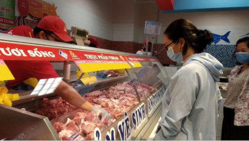 Ngã ngửa với giá thịt lợn tại các chợ, cao gấp mấy lần giá lợn hơi
