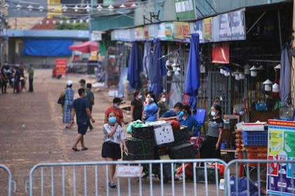 Hà Nội: Chợ Long Biên hoạt động trở lại từ 0 giờ ngày 21/10