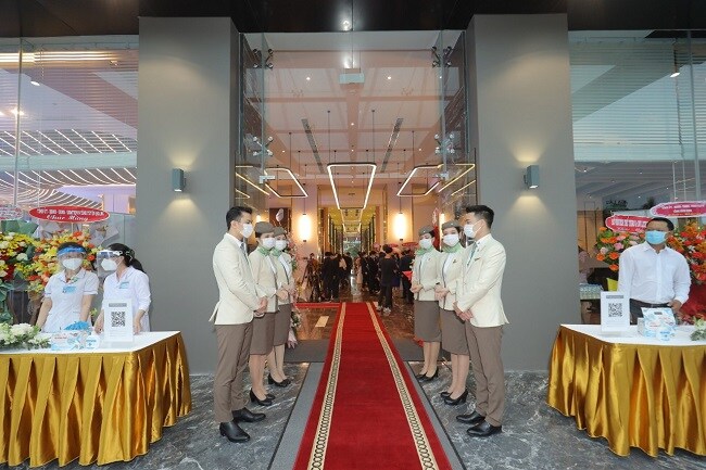 FLC khai trương 'khách sạn trong phố' 5 sao đầu tiên tại Quy Nhơn