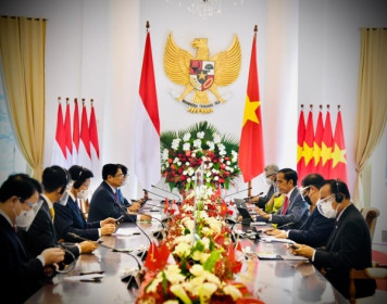 Tổng thống Indonesia: Khuyến khích kinh tế, ưu tiên sức khỏe