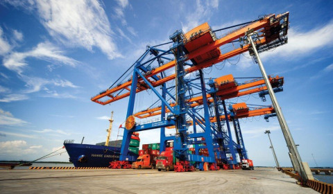 Lợi nhuận doanh nghiệp cảng biển “neo” cao
