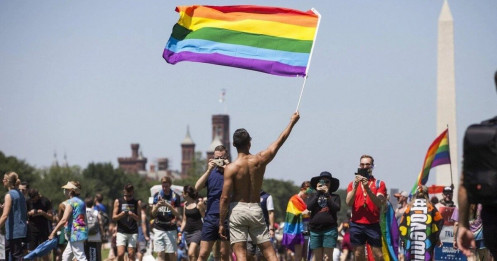 Mỹ cấp hộ chiếu đầu tiên cho người không xác định giới tính là nam hay nữ