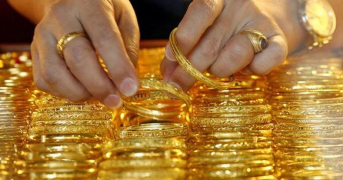 Vàng SJC giảm mạnh sau chuỗi 8 phiên tăng giá