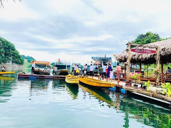 Bùng nổ combo nghỉ dưỡng siêu rẻ sau giãn cách, chỉ vài trăm nghìn đồng trọn gói mỗi khách