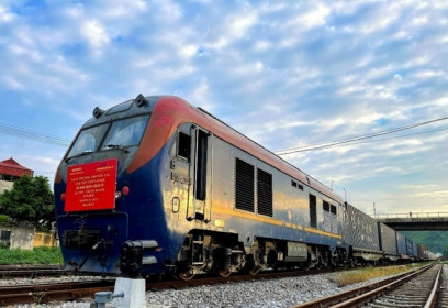 Đề xuất 2.200 tỷ nối ray đường sắt ga Lào Cai với cửa khẩu Trung Quốc