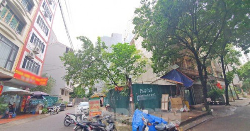 Đấu giá đất ở quận trung tâm Hà Nội 'chốt' gần 400 triệu/m2 gây xôn xao