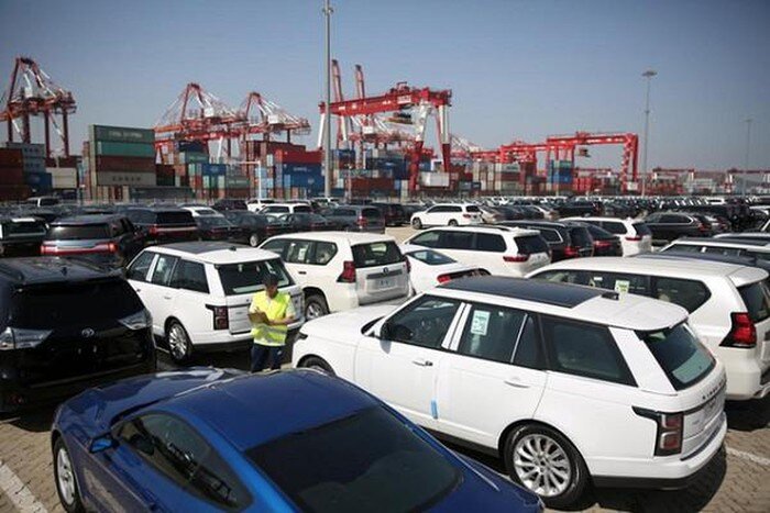 Lý do lượng ô tô nhập khẩu về Việt Nam tăng đột biến trong tháng 10