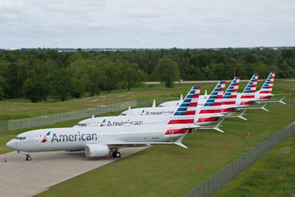 Các hãng hàng không Mỹ tiếp tục chuỗi phản ứng hủy chuyến kéo dài