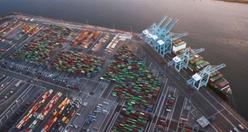 Bộ trưởng Thương mại Mỹ: Tình trạng tắc nghẽn hàng hóa tại cảng đã thuyên giảm