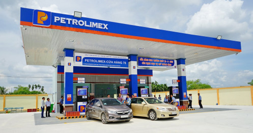 Petrolimex triển khai dịch vụ thanh toán không dùng tiền mặt tại 2.700 cửa hàng bán lẻ trên cả nước
