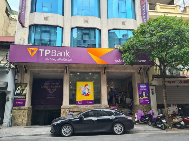 Bốn tổ chức liên quan tới SoftBank mua 24,1 triệu cổ phiếu TPBank