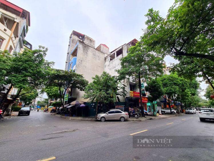 Đất đấu giá "sục sôi", nhà đầu tư tham gia có yếu tố "xanh - chín"?