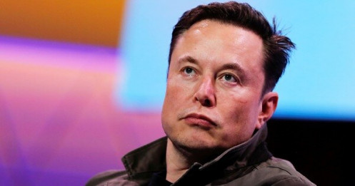 Tỉ phú Elon Musk bán 1,1 tỉ USD cổ phiếu để nộp thuế