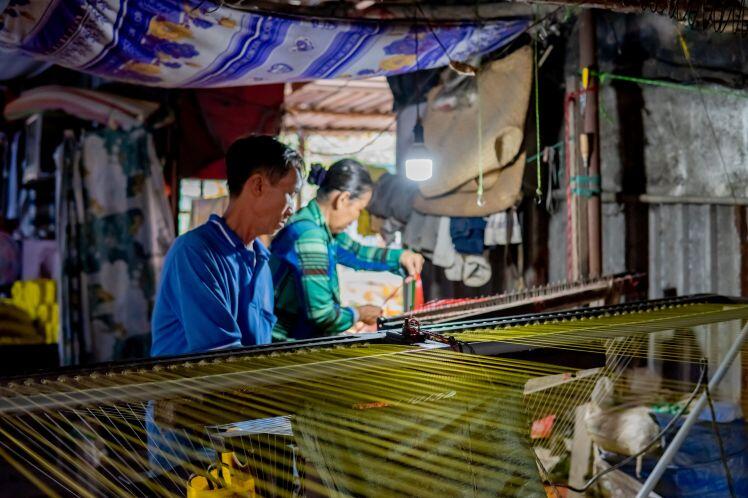 Độc lạ nghề 'chạy là có tiền' ở Sài Gòn