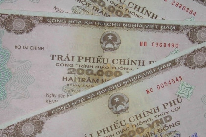 Lãi suất tăng, khối ngoại "ôm" 10.500 tỉ đồng trái phiếu Chính phủ