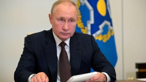 Tổng thống Putin ngỏ ý giúp xử lý khủng hoảng di cư ở biên giới Belarus - Ba Lan
