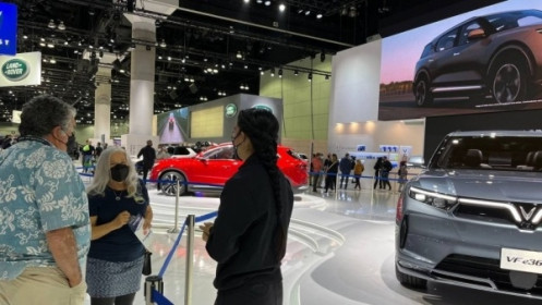 Khách Mỹ: “VinFast là bất ngờ thú vị tại Los Angeles Auto Show 2021”