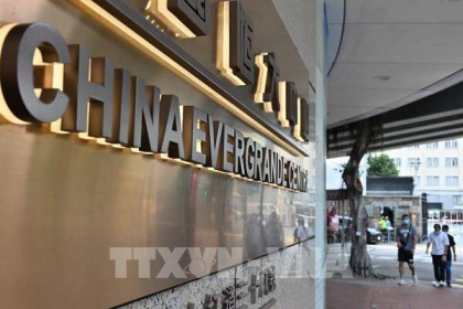 Giá cổ phiếu Evergrande giảm mạnh sau khi Chủ tịch Hui Ka Yan bán cổ phần
