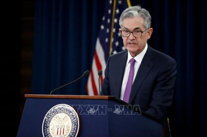 Chủ tịch Fed: Biến thể Omicron có thể làm chậm phục hồi kinh tế Mỹ