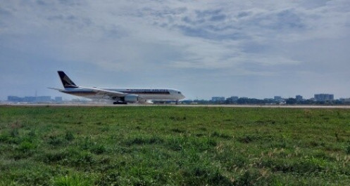 Sân bay quốc tế Tân Sơn Nhất chính thức khai thác 2 đường băng mới nâng cấp