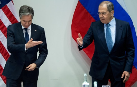 Bùng phát căng thẳng, Ngoại trưởng Nga - Mỹ tức tốc hội đàm