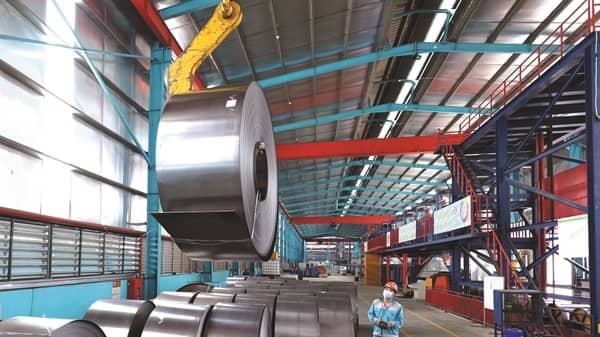 Thép còn đứng ngoài “bữa tiệc  VN-Index”?