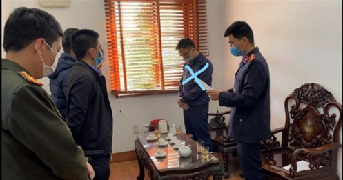 Giúp con nuôi Đường 'Nhuệ' thoát tội: Phó Công an huyện bị bắt