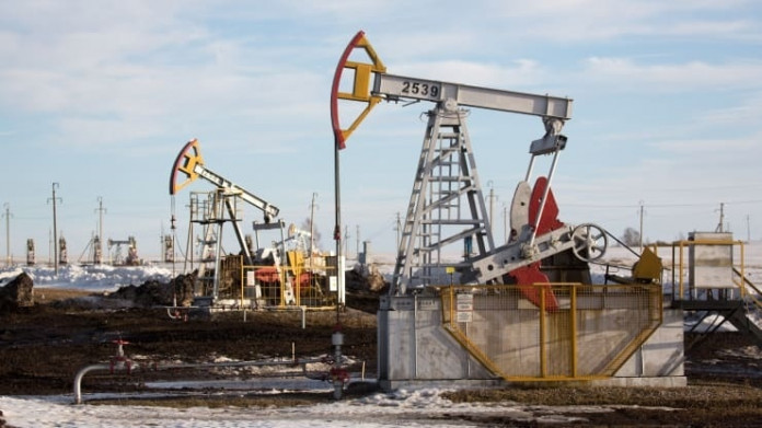 Giá dầu thô ngọt nhẹ WTI tăng, dầu Brent giảm về mức 69,93 USD/thùng