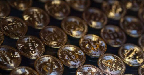 Giá bitcoin tiếp tục lao dốc, tụt hơn 20% giữa thị trường đầy bất định