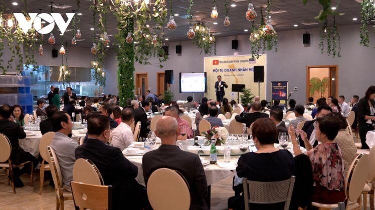 Hội tụ doanh nhân Việt: Phát huy sức mạnh kết nối các doanh nhân Việt Nam trên đất Mỹ