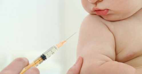Brazil: Hai bé sơ sinh bị tiêm nhầm vắc xin Pfizer