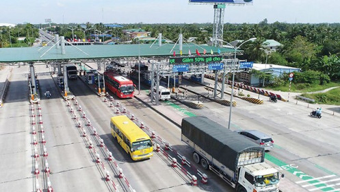 Ngành logistics chuyển mình do sức ép Covid-19 và những “tay chơi” mới