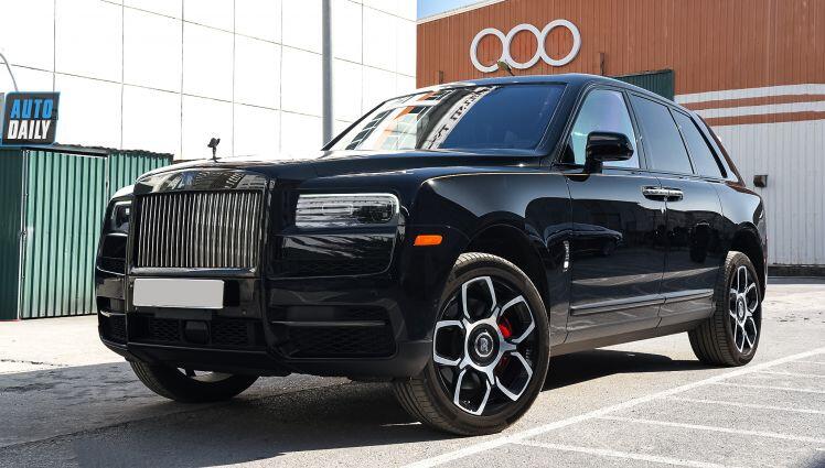 Cận cảnh siêu xe Rolls-Royce Cullinan Black Badge, giá không dưới 40 tỷ đồng