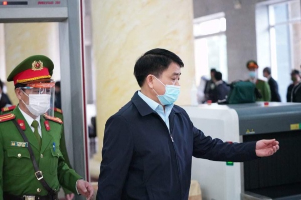 Bị cáo Nguyễn Đức Chung "sẵn sàng mang tiền của gia đình ra khắc phục" nếu sai phạm