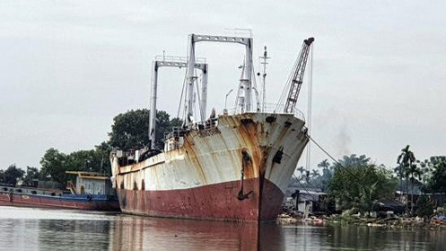 Khởi tố vụ án liên quan tàu 3.200 tấn chở thuốc lá lậu bị phá dỡ bán sắt vụn