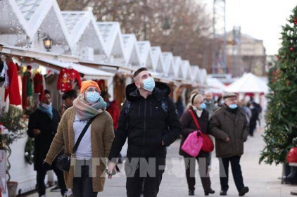 Châu Âu đối mặt với mùa Giáng sinh trầm lắng khi người dân thắt chặt chi tiêu