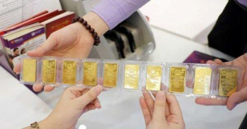 Giá vàng vượt ngưỡng 61,5 triệu đồng/lượng