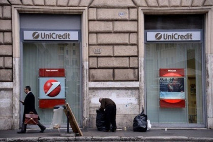 Ngân hàng UniCredit sẽ cắt giảm 950 việc làm tại Italy