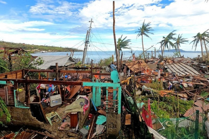 Siêu bão Rai "san phẳng" nhiều nơi ở Philippines, 24 người chết