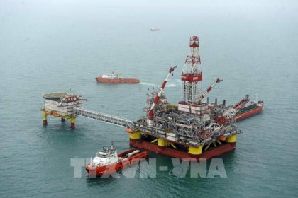 Giá dầu châu Á giảm khoảng 3% trong chiều 20/12