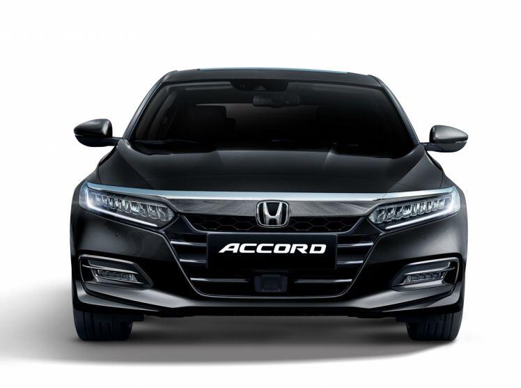 Honda Accord 2022: Honda Accord 2022 bổ sung thêm hệ thống an toàn Sensing