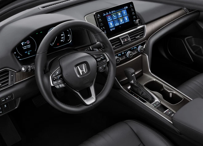 Honda Accord 2022 có giá từ 1,319 tỷ đồng