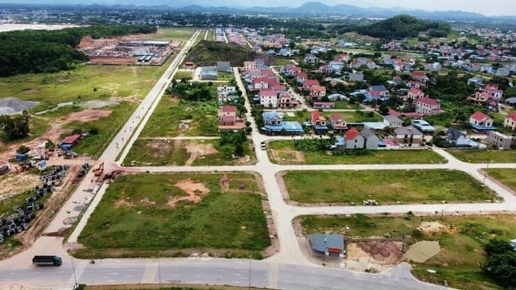 Đất nền sốt nóng, có nơi tăng 100%, nhà đầu tư ráo riết săn lùng
