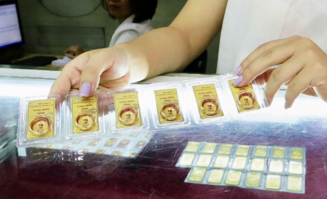 Giá vàng sáng 23/12 tăng 200.000 đồng/lượng