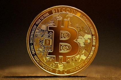 Bitcoin tăng mạnh, vượt mốc nhạy cảm lên 51.000 USD