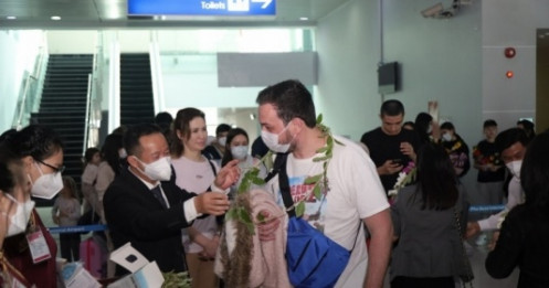 Hàng nghìn du khách đã hoãn tour Phú Quốc
