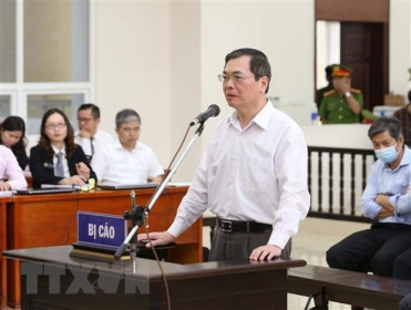 Xét xử phúc thẩm cựu Bộ trưởng Vũ Huy Hoàng trong vụ Sabeco