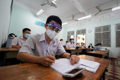 TP Hồ Chí Minh: Phát hiện 60 F0 trong trường học sau 2 tuần học trực tiếp