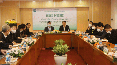 Chứng khoán Việt Nam lập kỷ lục vốn hóa, quy mô giao dịch trong năm 2021