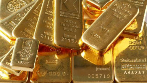 Giá vàng thế giới giảm chóng mặt, trong nước mất 300.000 đồng/lượng